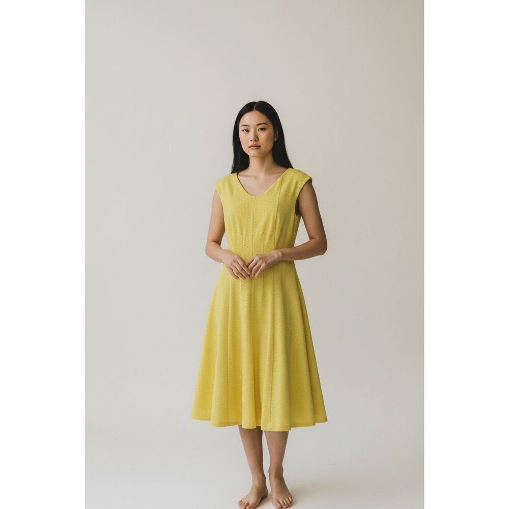 Talbot Runhof V-Neck A-Line Dress in Yellow NWT Size 10